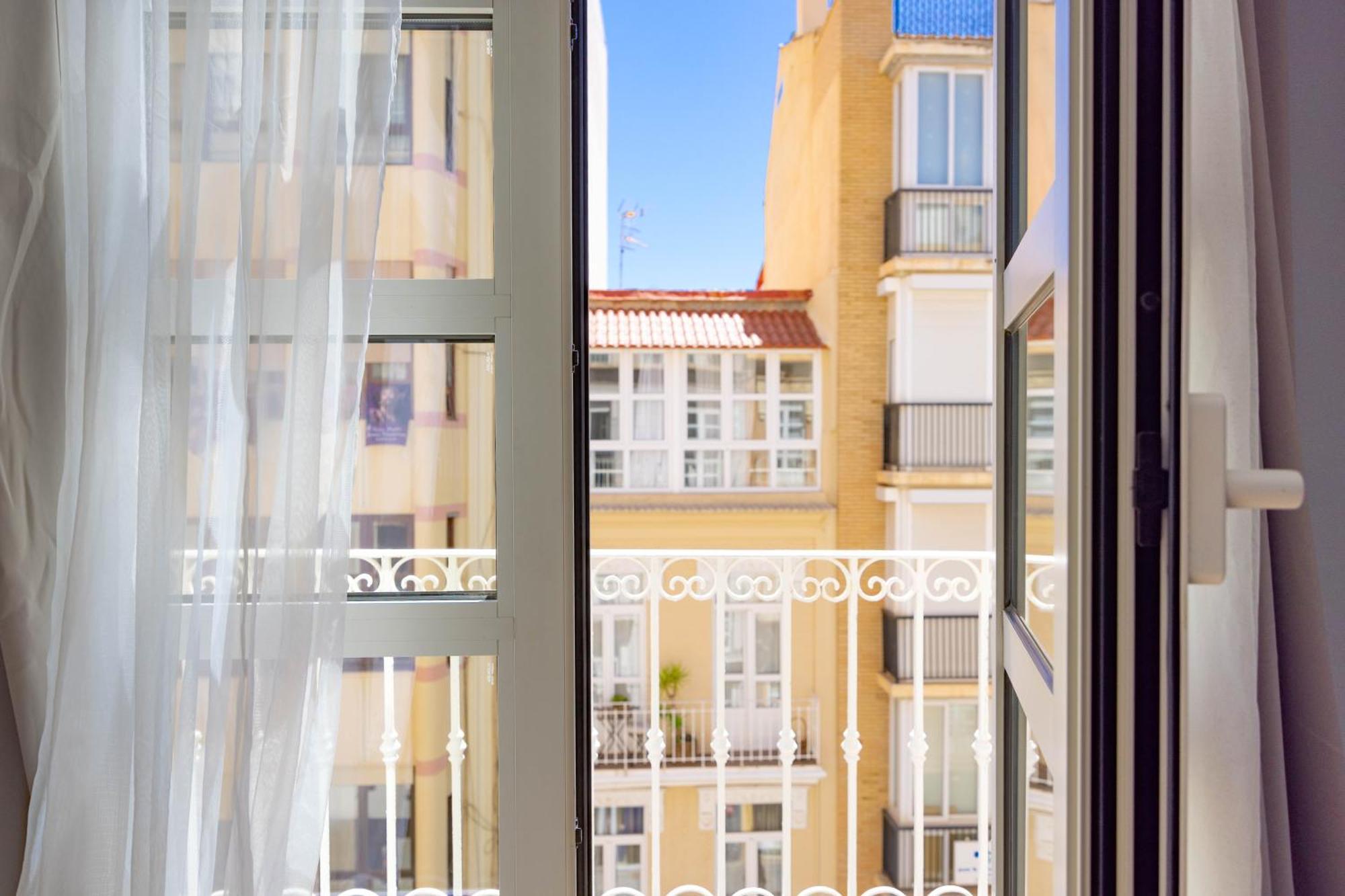 Apartamentos Turisticos Metropolis By Cartagenaspain Экстерьер фото